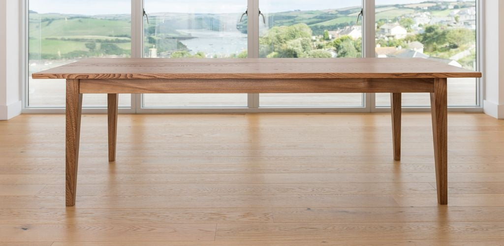 The tapered leg dining table designs in our collection