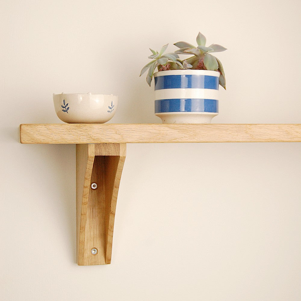 The Yarner Shelf In British Oak