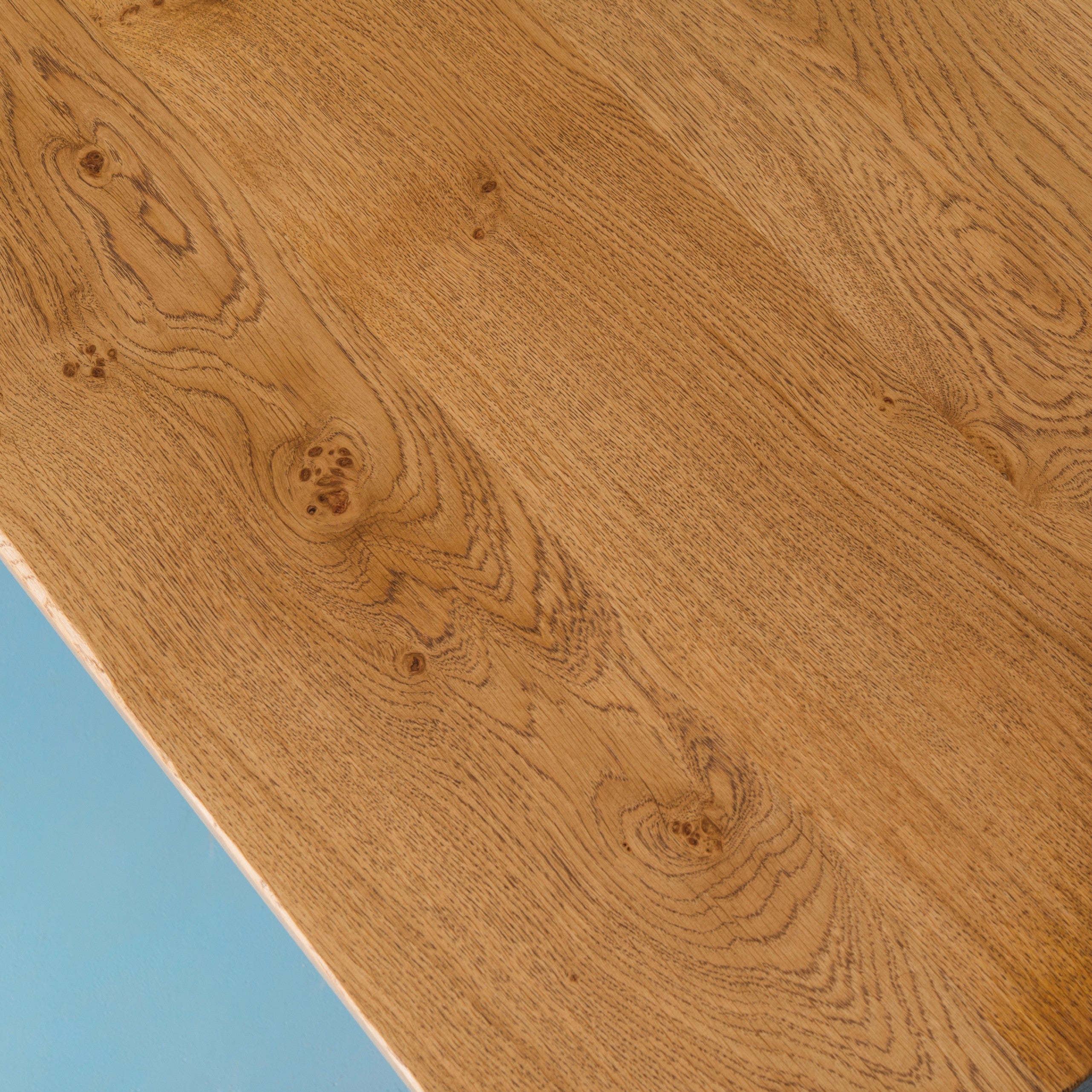 close up of pippy oak on our savernake table